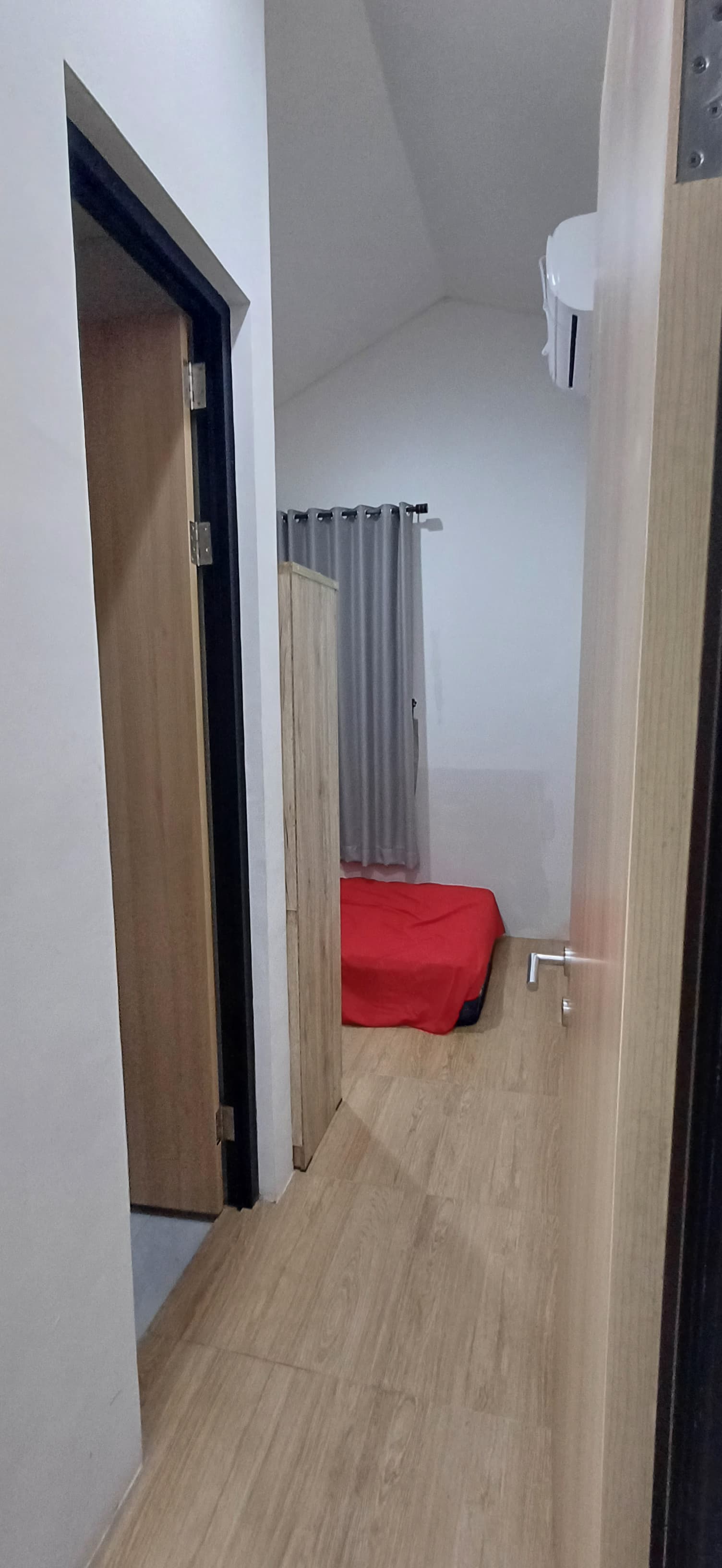 Rumah Disewakan Semi Furnished di Cluster Waterfront Lippo Cikarang
